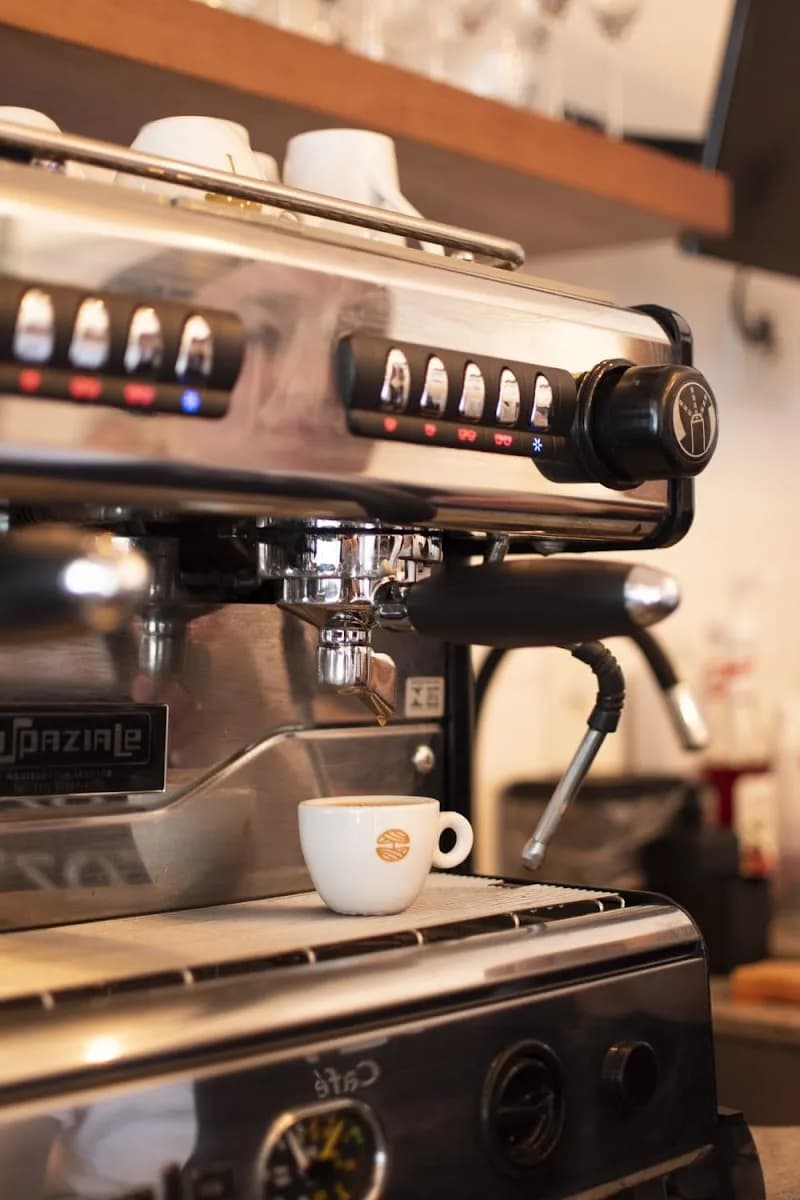 Café com Leite Cafes in Cotia, SP