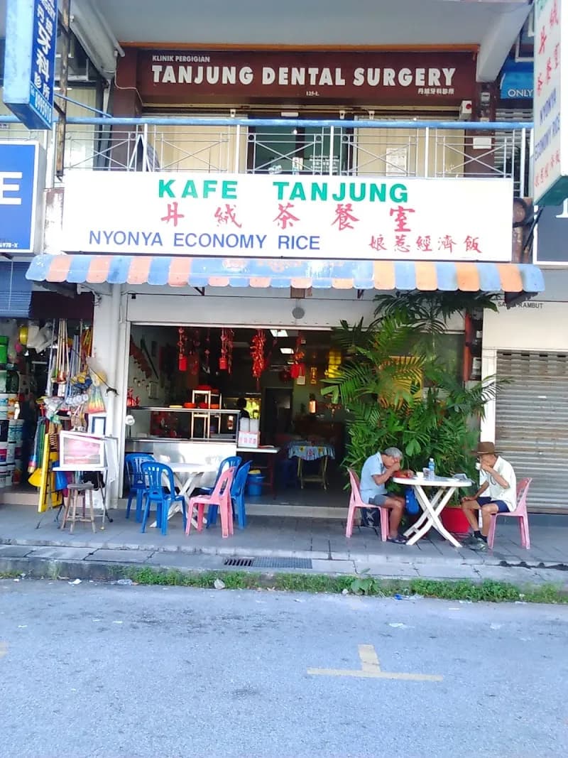 Café de Tanjung cafe in Tanjung Bungah, Penang