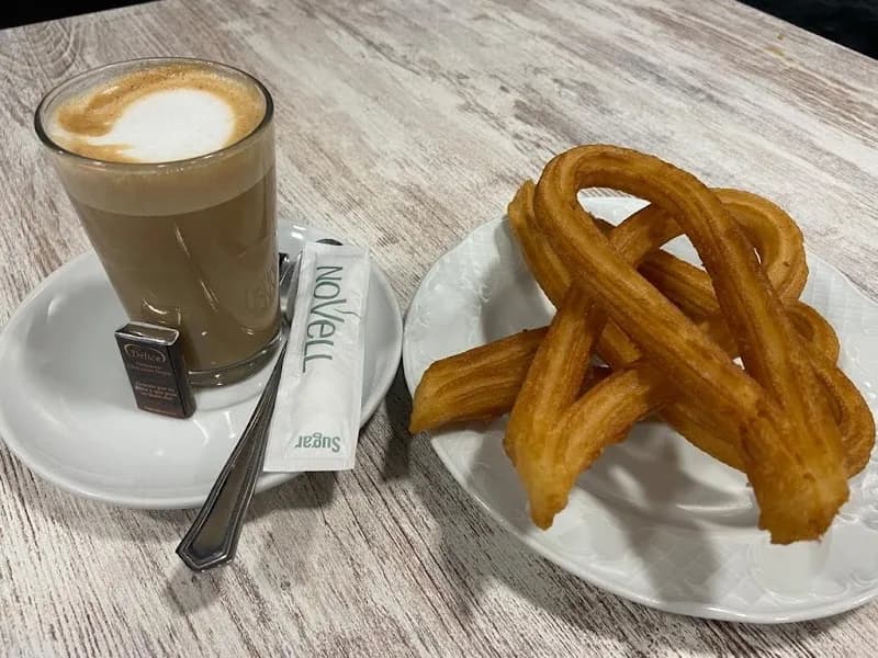 View of Café Familia Boadilla in Boadilla del Monte, Madrid