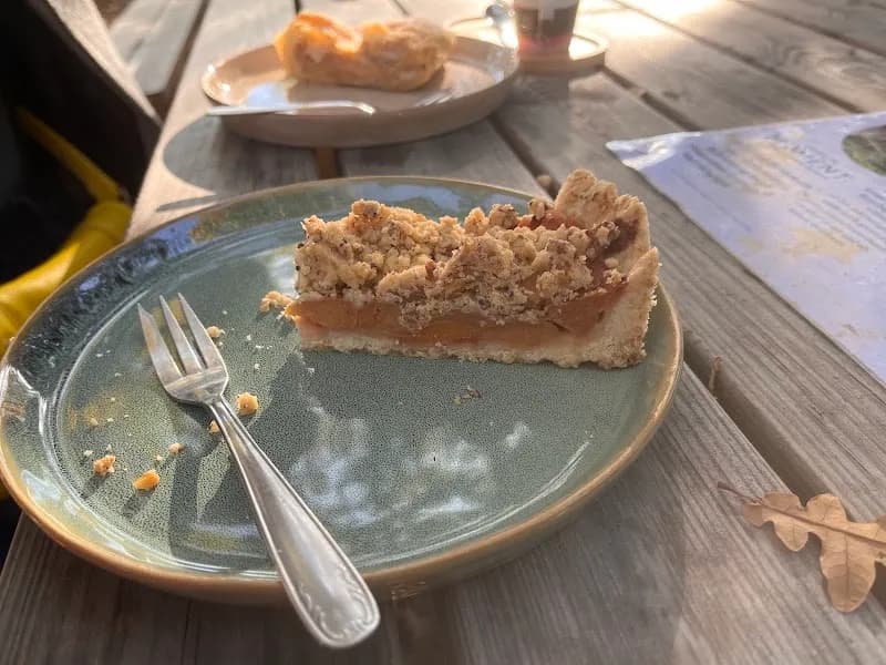 View of Café Hirschstetten in Hirschstetten, VIE