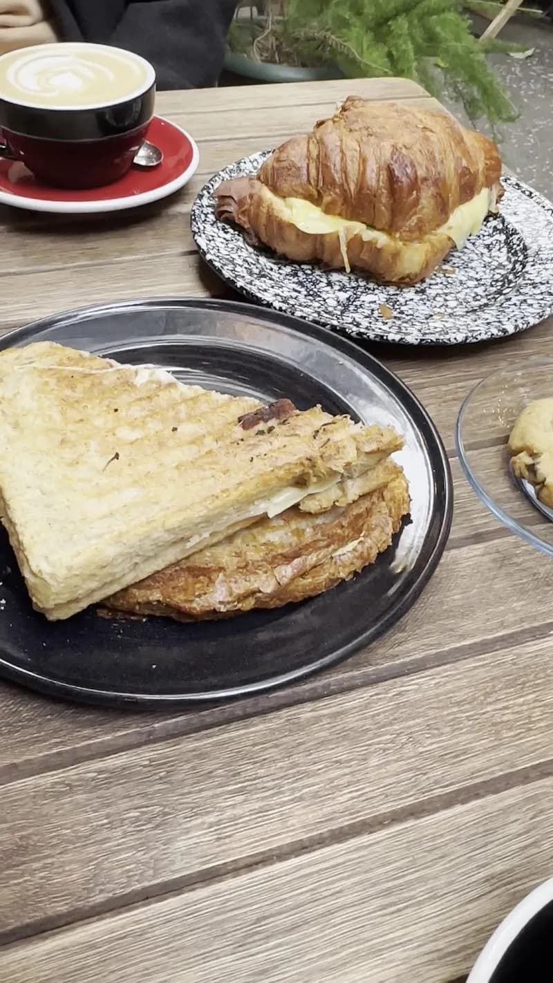 View of Café Literario Maldonado in Maldonado, MA