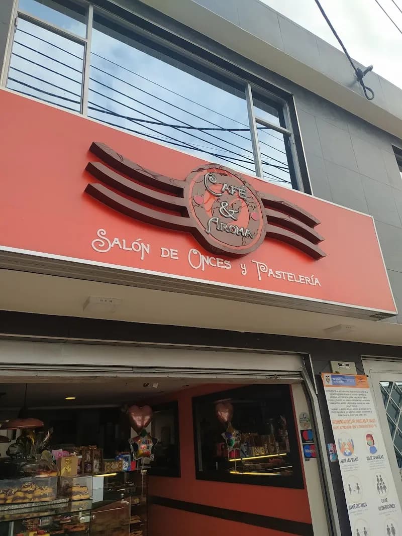 Café y Pastelería Familiar cafe in Barrios Unidos, CD