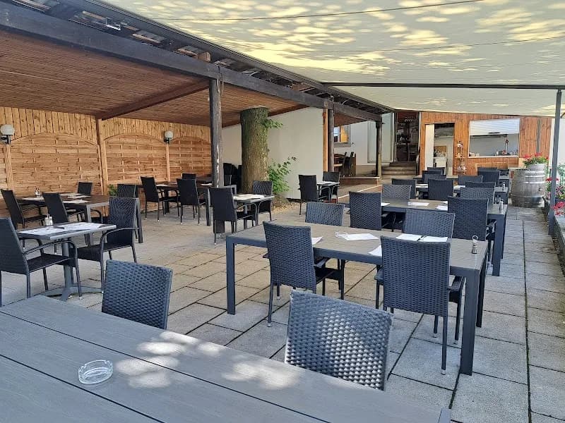 Café zum Wald cafe in Uitikon Waldegg, ZH