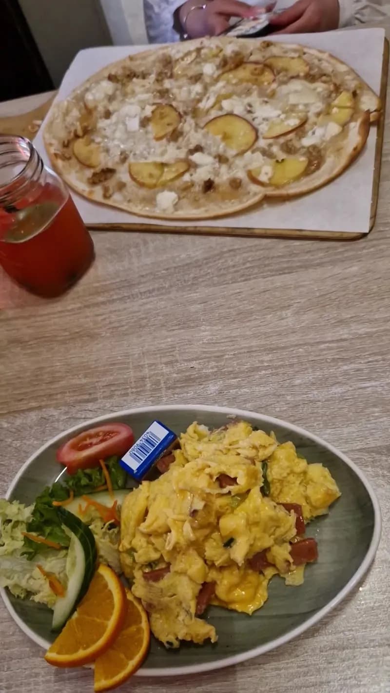 View of Cafe Stadtwerke Tegel in Tegel, BE