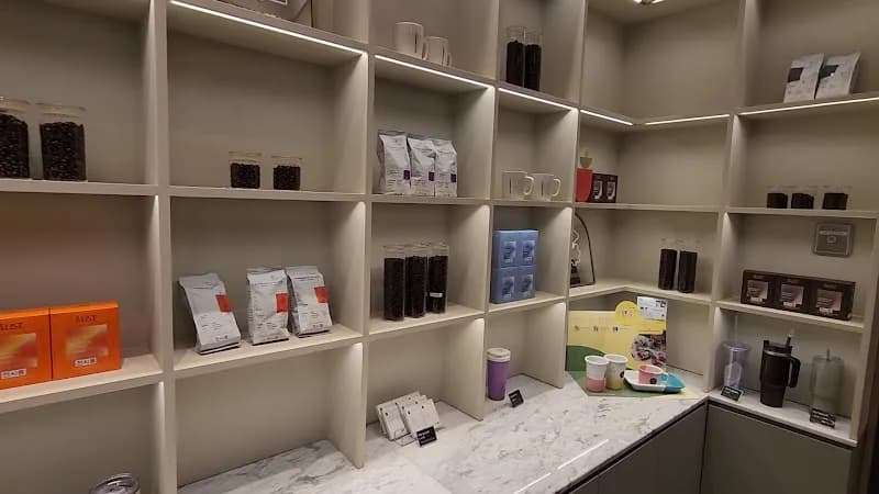 View of Cafe Twosome Place Kids Zone (카페 투썸플레이스) in Bundang, GG