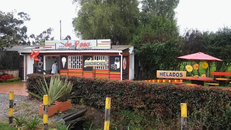 View of Cafetería El Refugio Familiar in Zipaquirá, CD