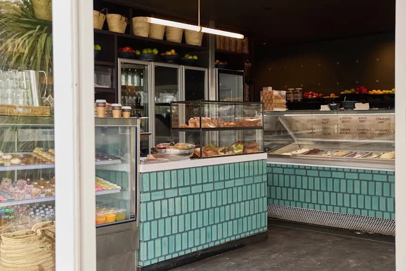 Caffe Massimo Cafes in Takapuna, AKL