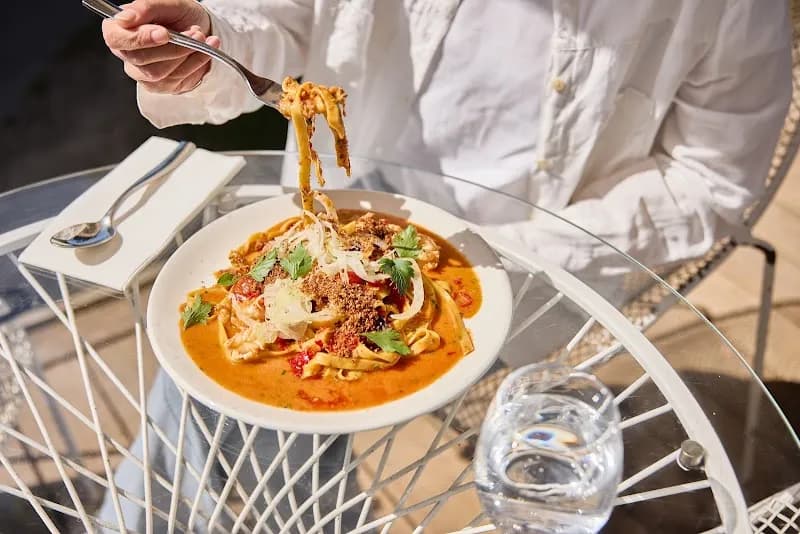 View of Caffe Massimo in Takapuna, AKL