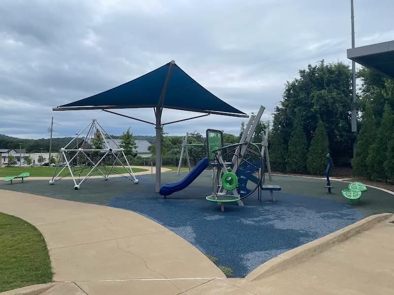 View of Cahaba Heights Parks & Rec in Vestavia Hills, AL