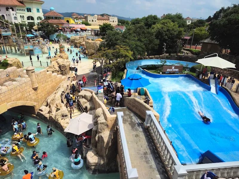 View of Caribbean Bay in Yongin, GG