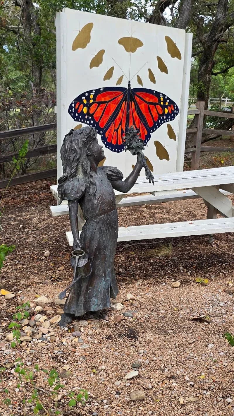 View of Carleen Bright Arboretum in Waco, TX
