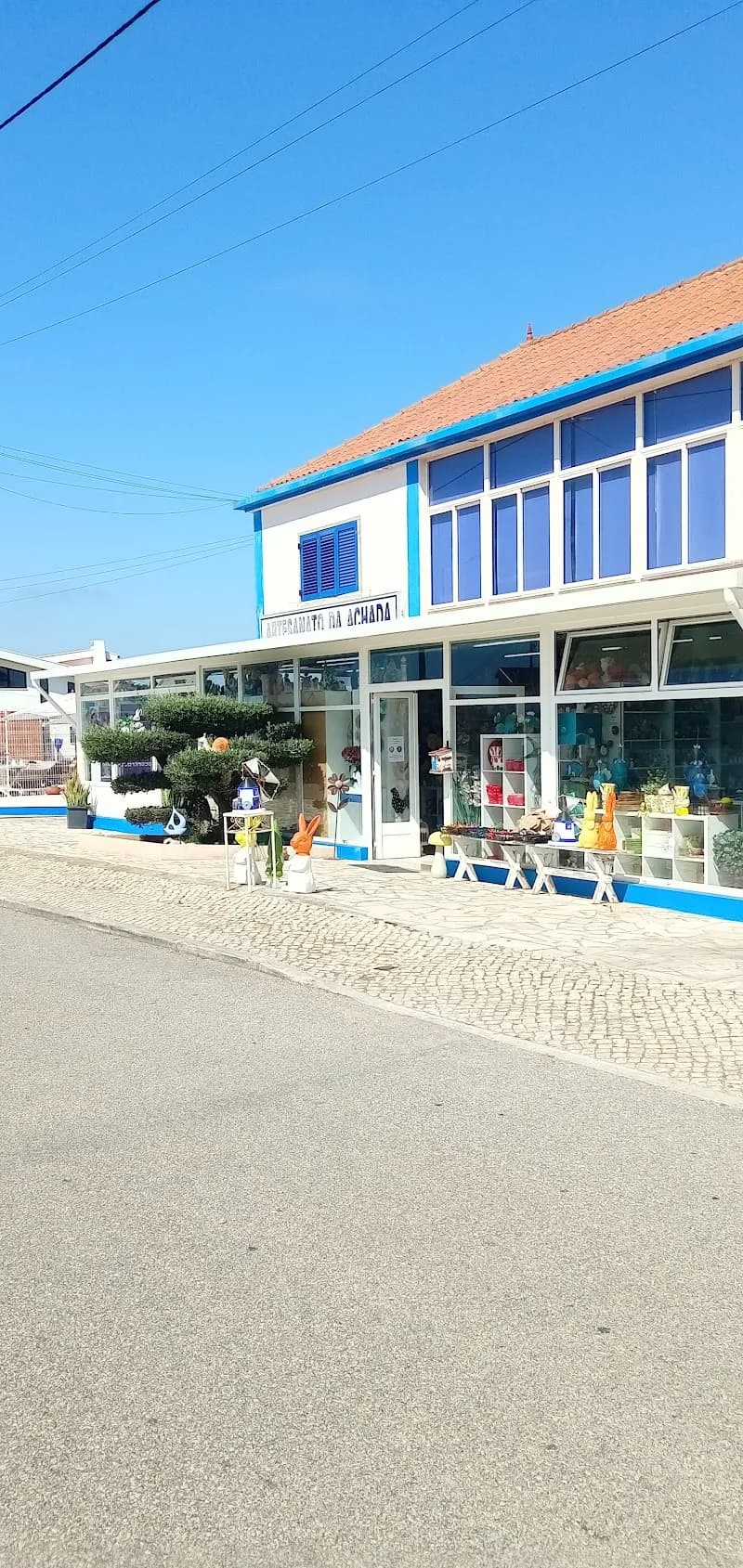 View of Casa do Artesão in Ericeira, Mafra
