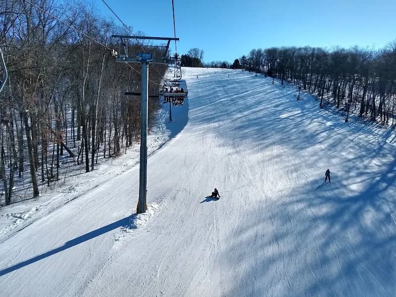 Cascade Mountain ski resort in Wisconsin Dells, WI