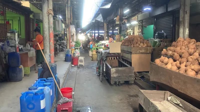 View of Cavite City Public Market in Cavite City, NCR