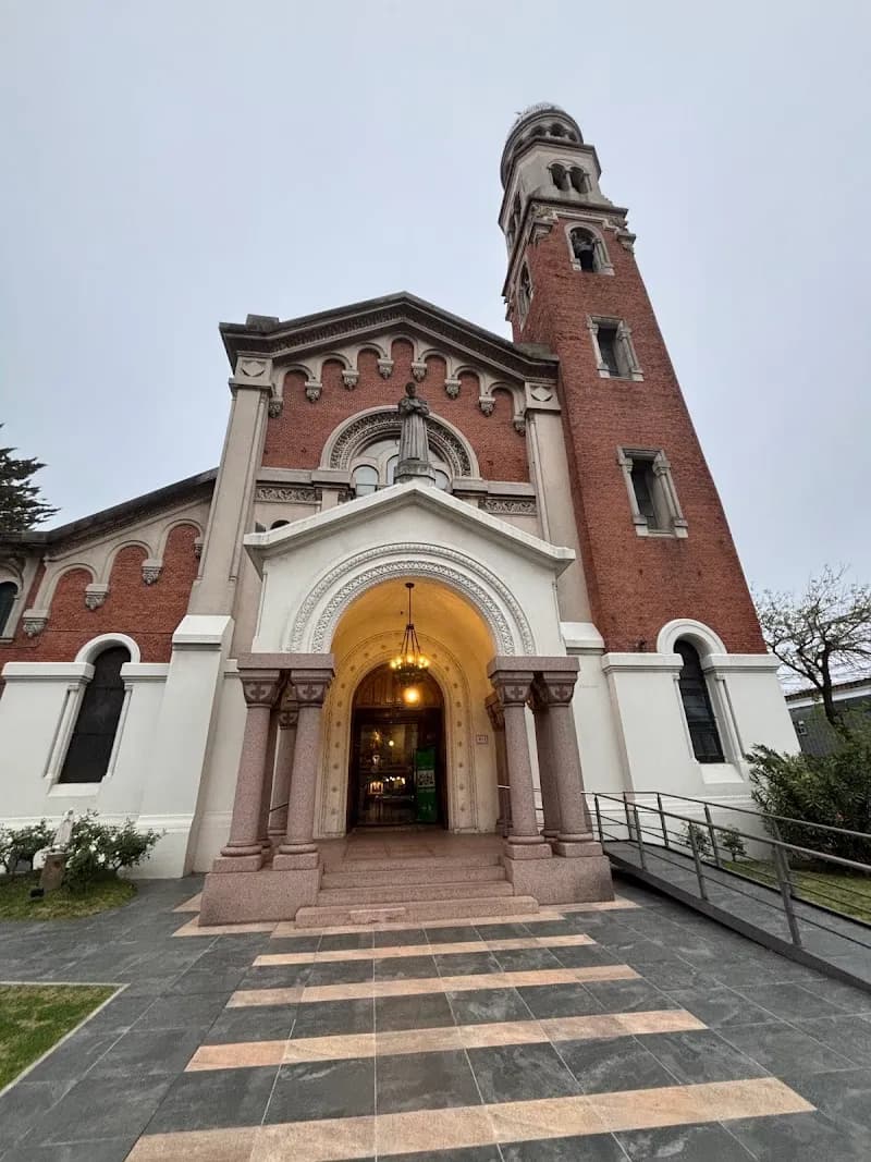 View of CCz N° 5 | Municipio CH in Parque Rodó, MVD