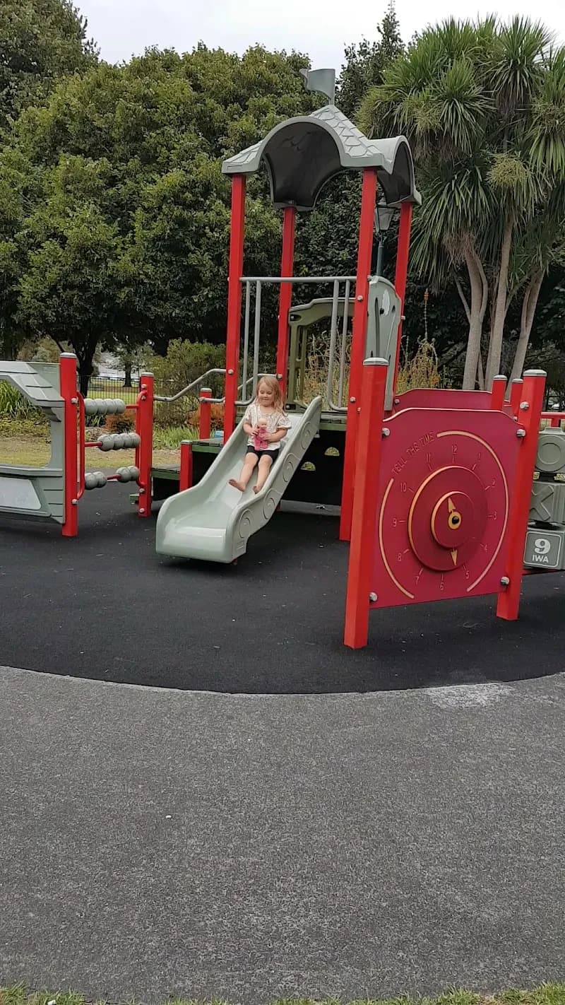 View of Central Park in Papakura, AKL