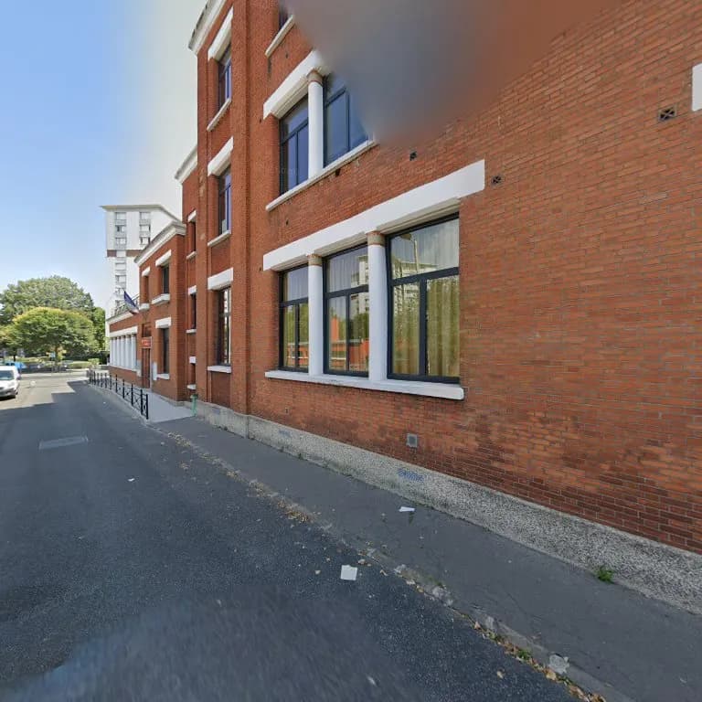 Centre de Loisirs Intercommunal recreation center in Saint-Denis, IDF