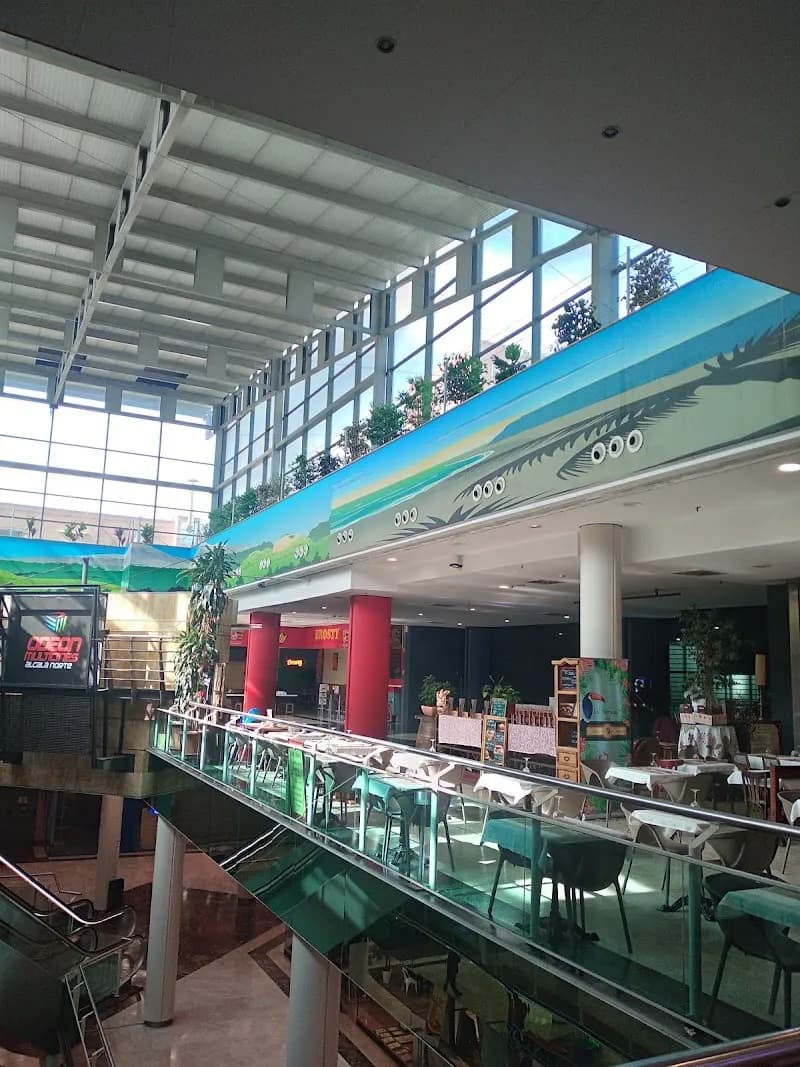 View of Centro comercial Alcalá Norte in Alcalá de Henares, Madrid