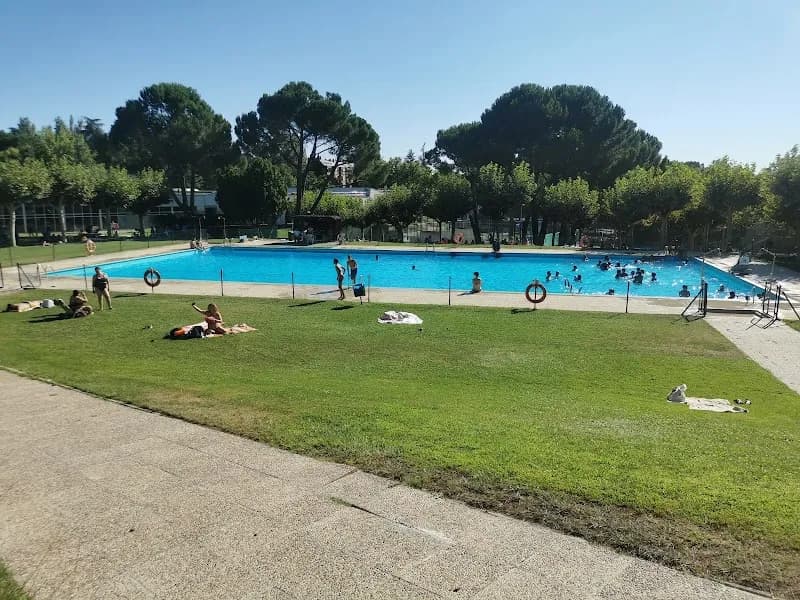 Centro Deportivo Municipal Huerta Vieja fitness center in Majadahonda, Madrid