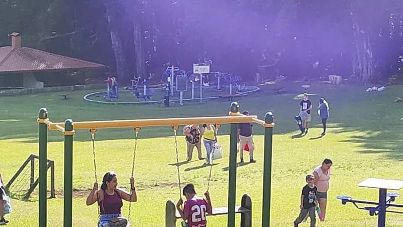 View of Centro Recreativo Bosque de la Hoja in Heredia, HD