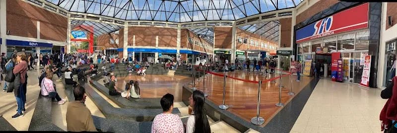 View of Centrosuba Mall in Suba, CD