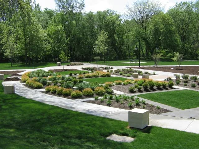 Charles Gabus Memorial Tree Park and Garden tourist attraction in Urbandale, IA