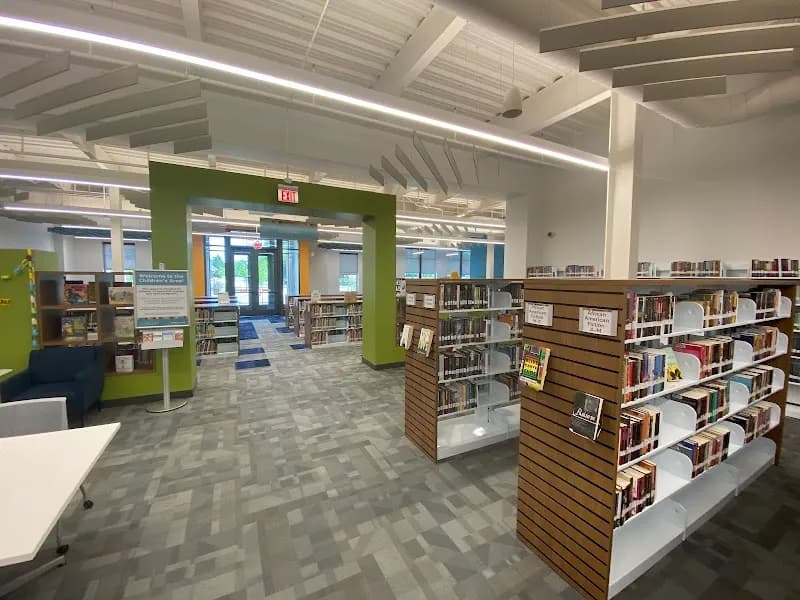 Charlotte Mecklenburg Library- Pineville library in Pineville, NC