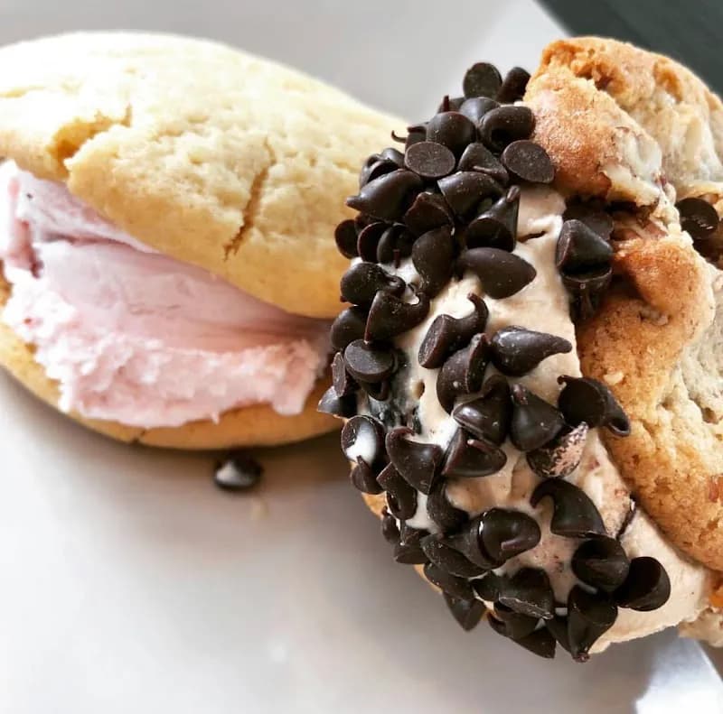 View of Chocolate Shoppe Ice Cream in Madison, WI