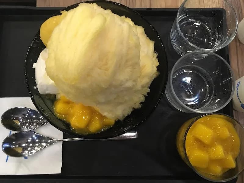 Chunyu Ice Cream & Dessert Cafe cafe in Changping District, Beijing