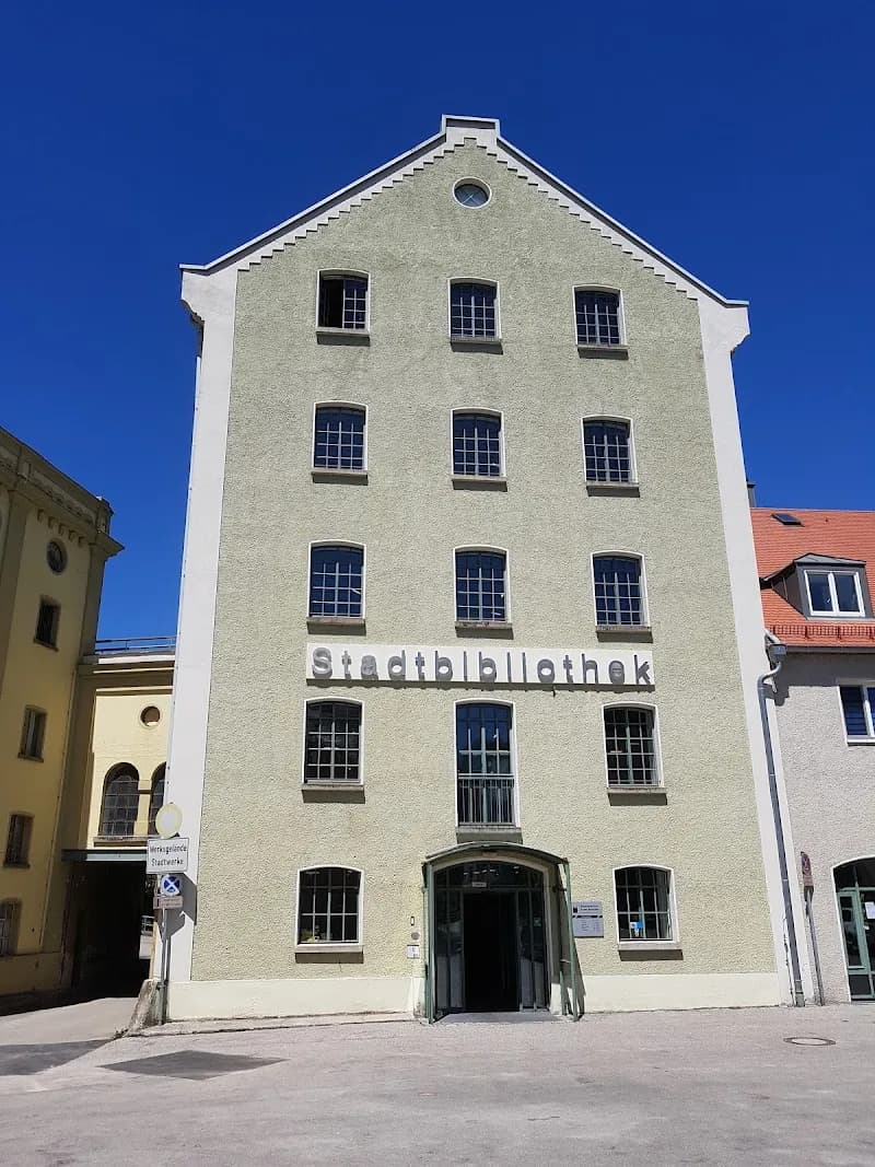 View of City Library in Aumühle in Fürstenfeldbruck, BY