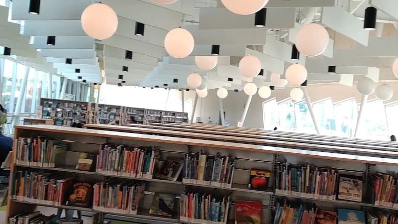 View of Civic Centre Resource Library in Vaughan, ON