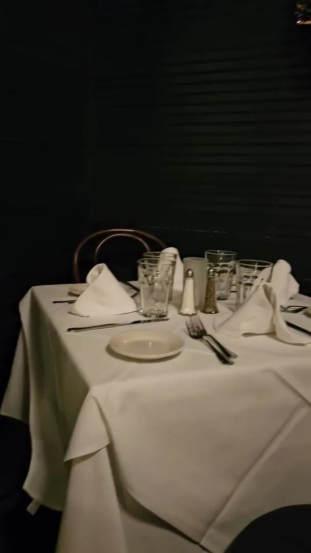 View of Clancy's Restaurant in Central, LA