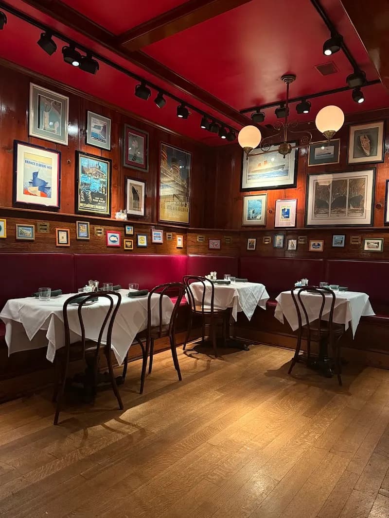 View of Clyde's of Georgetown in Washington DC, DC