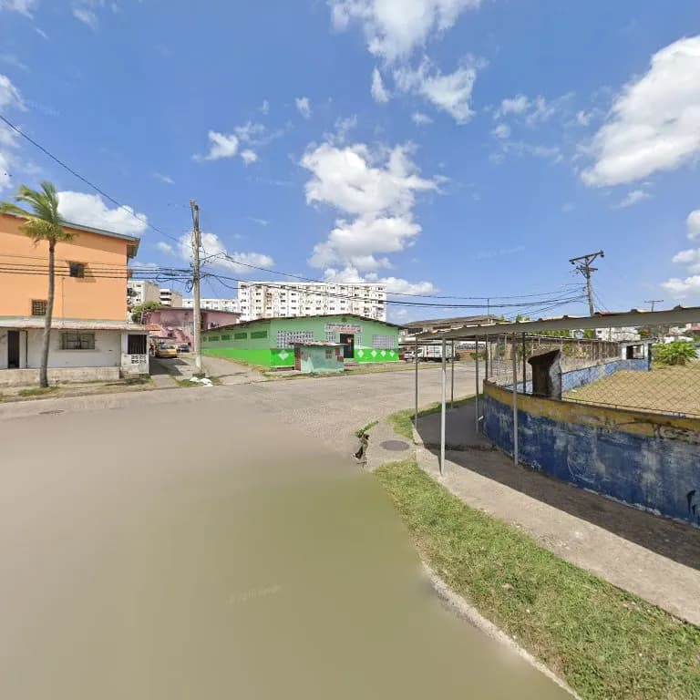 Comedor Familiar Curundu restaurant in Curundu, PA