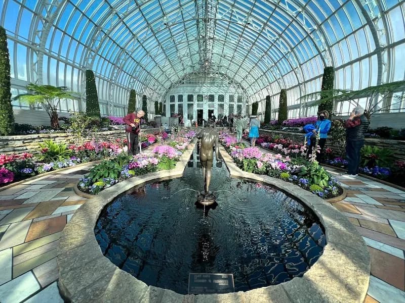 View of Como Park Zoo & Conservatory in Minneapolis, MN