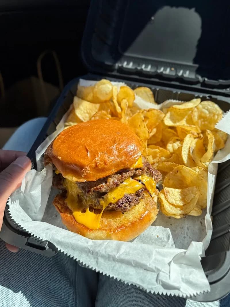 View of COMO's Restaurant in Ferndale, MI