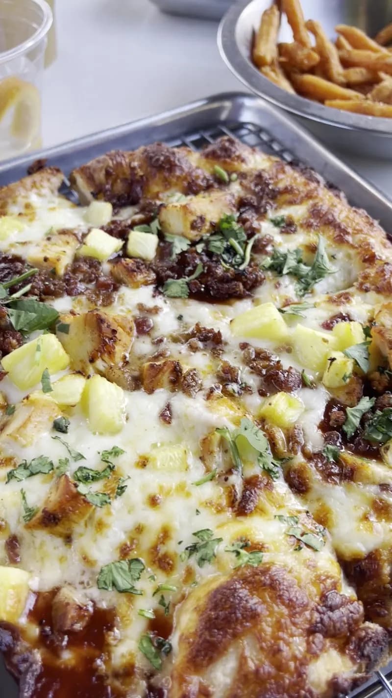 View of COMO's Restaurant in Ferndale, MI