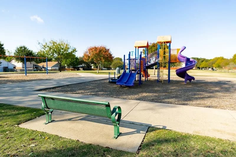 Cottonwood Bend Park park in Allen, TX