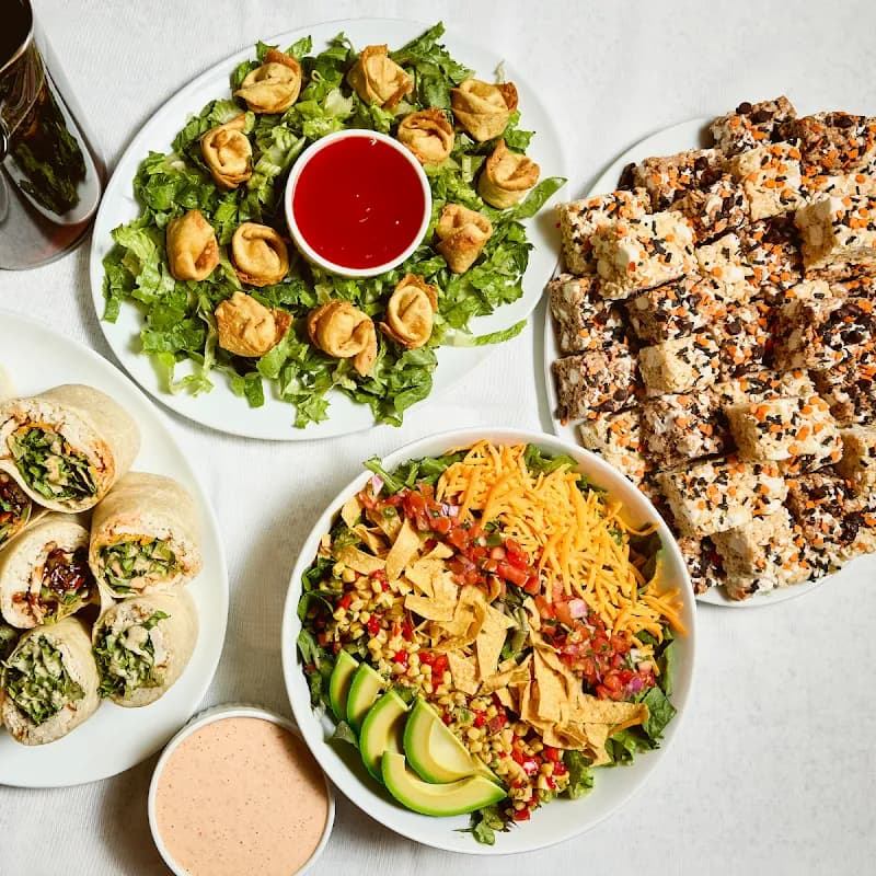 View of Crazy Bowls & Wraps in Ballwin, MO