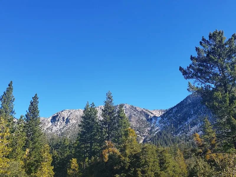 View of Crystal Lake Recreation Area in Bakersfield, CA