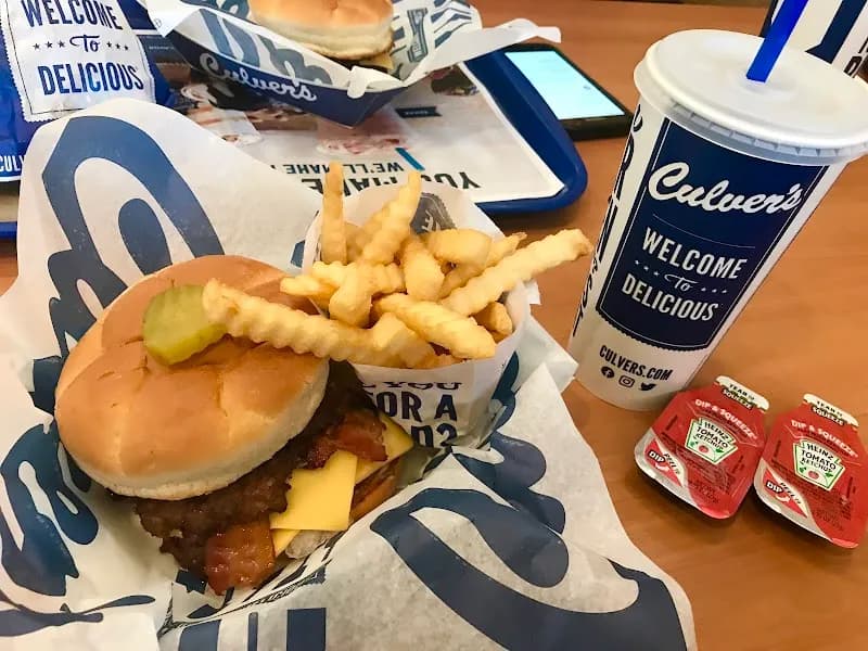 View of Culver's in Milford, MI