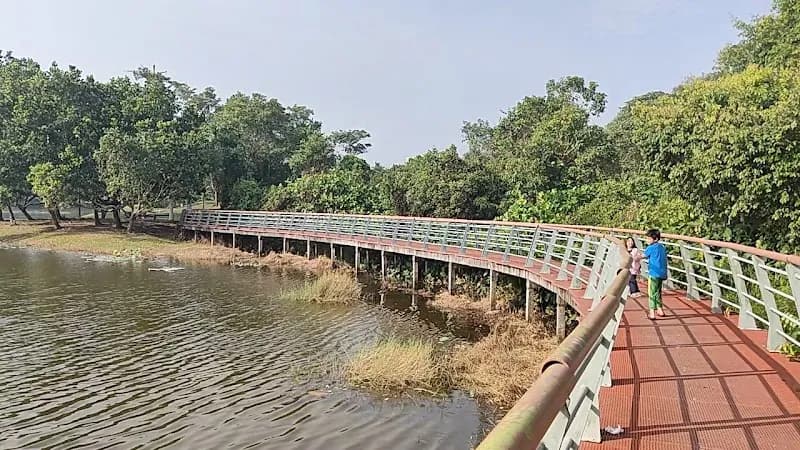 View of Cyberjaya Lake Park in Cyberjaya, SG