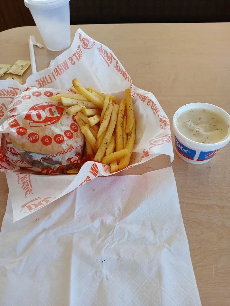 View of Dairy Queen in Windcrest, TX