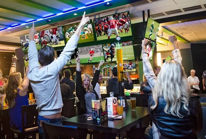 Dave & Buster's Pittsburgh - North Hills restaurant in Wexford, PA