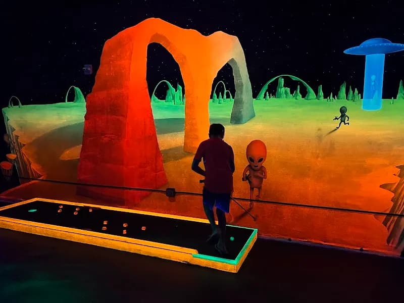 Daytona Glow Golf (formerly D&D Blacklight) miniature golf course in Daytona Beach, FL