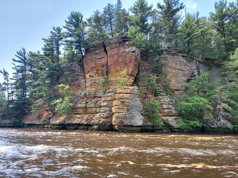 View of Dells Boat Tours in Wisconsin Dells, WI