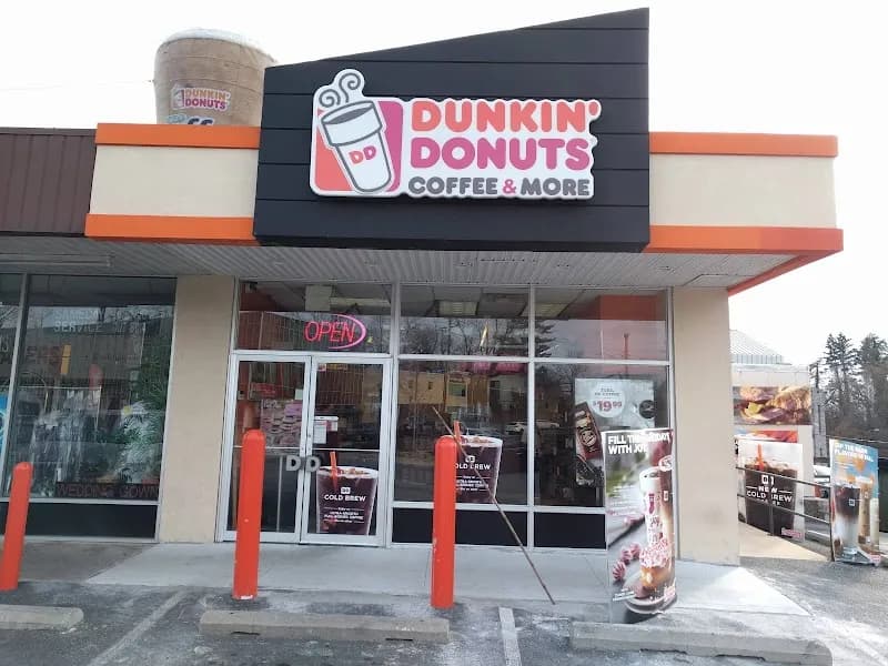 Dunkin' coffee shop in Pikesville, MD