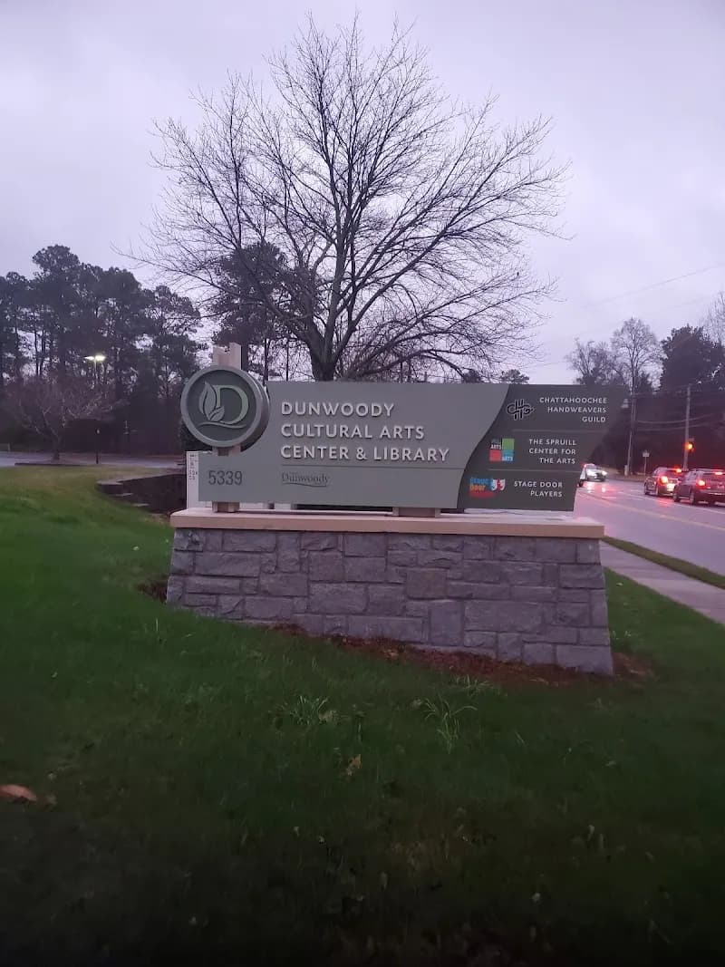 View of Dunwoody Library, DeKalb County Public Library in Dunwoody, GA