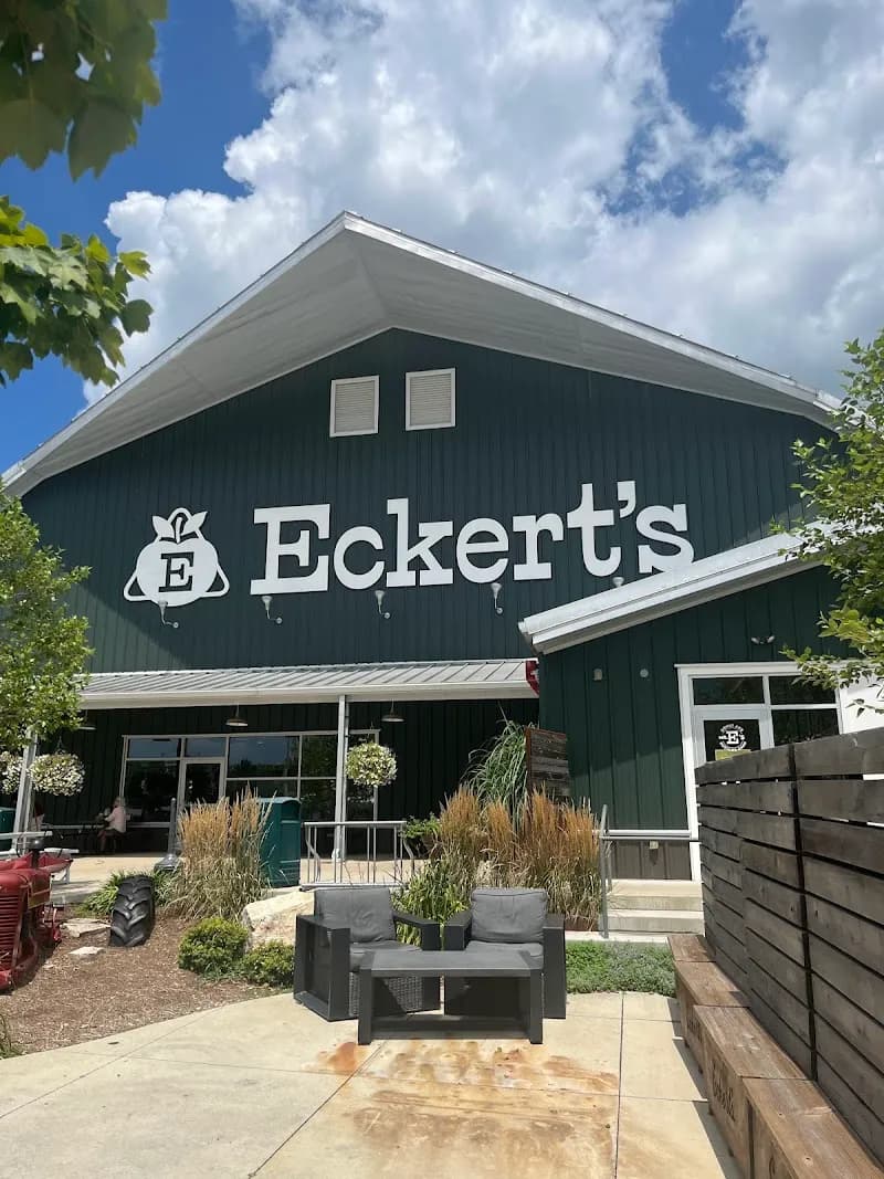 View of Eckert's Country Restaurant in St. Charles, MO
