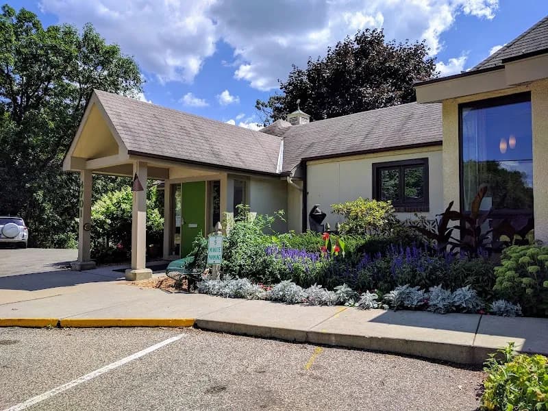 View of Edina Art Center in Edina, MN